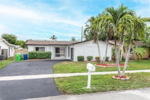 11641 NW 32nd Mnr, Sunrise, FL 33323 Sold 08/23/24