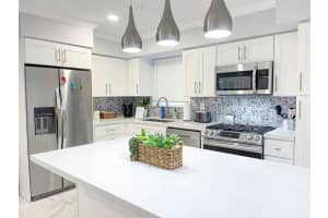 7890 Raleigh St, Hollywood, FL 33024 Sold 10/04/24