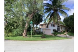 3012 SW 10th St, Fort Lauderdale, FL 33312 Sold 10/02/24