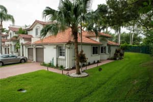 5001 NW 114th Ct, Doral, FL 33178 Sold 12/19/24