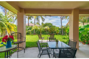 804 Crestview Circle, Weston, FL 33327 Sold 02/28/25