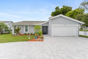 10418 NW 71st Place, Tamarac, FL 33321 Sold 09/03/24