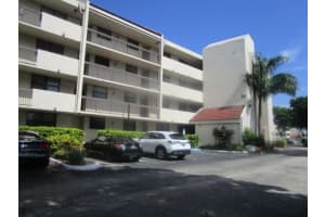 111 Lake Emerald Dr 302, Oakland Park