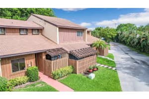 4285 S Pine Island Rd 4285, Davie, FL 33328 Sold 08/20/24