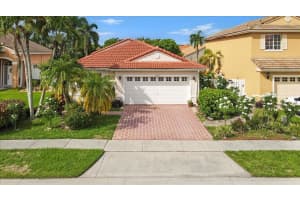 19033 NW 12th Ct, Pembroke Pines, FL 33029 Sold 08/27/24