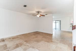 17922 NW 68th Ave 32, Hialeah, FL 33015 Sold 11/20/24