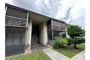 350 E Laurel Dr 7F, Margate, FL 33063 Sold 11/21/24