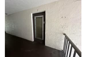 350 E Laurel Dr 7F, Margate, FL 33063 Sold 11/21/24