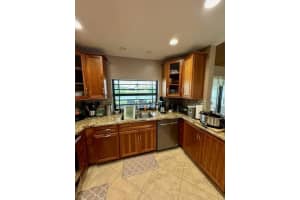 11635 NW 35th St, Sunrise, FL 33323 Sold 09/13/24
