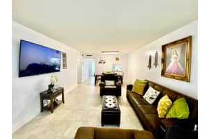 3190 Holiday Springs Blvd 4-101, Pompano Beach, FL 33063 Sold 11/08/24