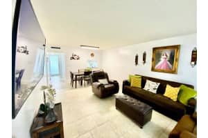 3190 Holiday Springs Blvd 4-101, Pompano Beach, FL 33063 Sold 11/08/24