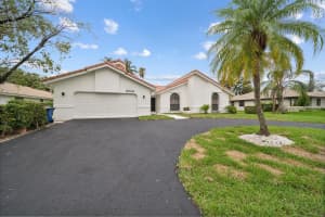 8640 NW 53rd Ct, Coral Springs, FL 33067 Sold 01/29/25
