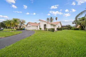 8640 NW 53rd Ct, Coral Springs, FL 33067 Sold 01/29/25