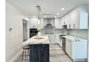 1250 NW 118 Ave, Plantation, FL 33323 Sold 02/12/25