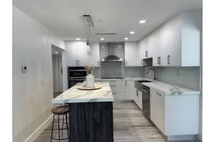 1250 NW 118 Ave, Plantation, FL 33323 Sold 02/12/25
