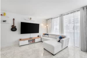 430 Golden Isles Dr 205, Hallandale Beach, FL 33009 Sold 09/24/24