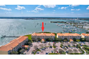 31 Harbour Isle Dr W. 105, Fort Pierce, FL 34949 Sold 09/23/24