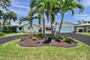 2207 NE 16th Ave, Wilton Manors, FL 33305 Sold 10/30/24