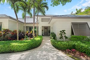 1206 E Lake Dr, Fort Lauderdale, FL 33316 Sold 08/29/24