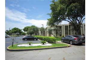 6401 N University Dr 324, Tamarac, FL 33321 Sold 09/25/24