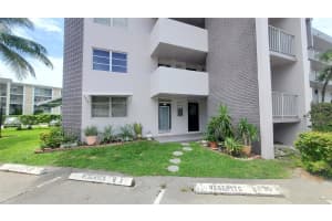 2881 NW 47th Ter 101, Lauderdale Lakes, FL 33313 Sold 11/20/24