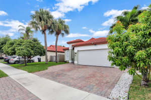 5500 NW 49th Ave, Coconut Creek, FL 33073 Sold 10/22/24