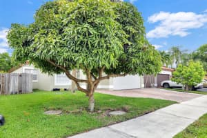 5500 NW 49th Ave, Coconut Creek, FL 33073 Sold 10/22/24