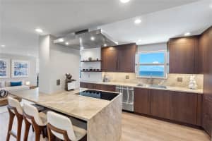 3015 N Ocean Blvd PH-6, Fort Lauderdale, FL 33308 Sold 08/19/24