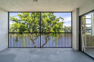 2215 Cypress Island Dr 308, Pompano Beach, FL 33069 Sold 10/29/24