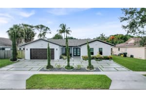 1430 SW 17th St, Boca Raton, FL 33486 Sold 09/04/24