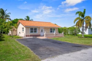 9703 NW 70th Court, Tamarac, FL 33321 Sold 01/29/25