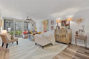 2200 NE 33rd Ave 5B, Fort Lauderdale, FL 33305 Sold 09/23/24