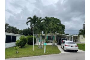 2311 SW 87th Ter, Davie, FL 33324 Sold 09/27/24