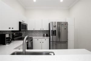 13063 NW 7th St, Pembroke Pines, FL 33028 Sold 09/06/24