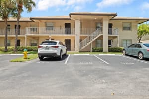 5561 Lakeside Dr 106, Margate, FL 33063 Sold 09/18/24