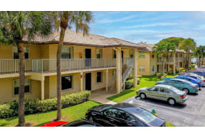 5561 Lakeside Dr 106, Margate, FL 33063 Sold 09/18/24