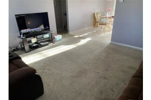 1095 NW 68th Ave, Margate, FL 33063 Sold 08/29/24