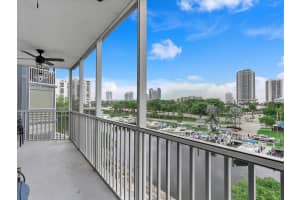 200 Diplomat Pkwy 534, Hallandale Beach, FL 33009 - MLS#F10451151