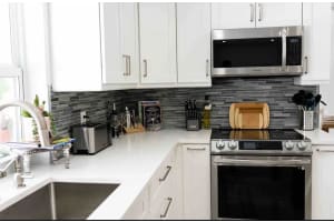 5910 NE 14th Ln, Fort Lauderdale, FL 33334 Sold 09/05/24