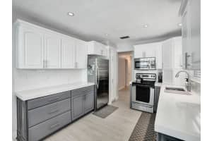 217 SE 5th St, Dania Beach, FL 33004 Sold 09/30/24