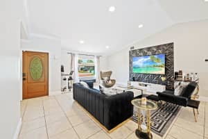 7311 NW 46th St, Lauderhill, FL 33319 Sold 10/30/24