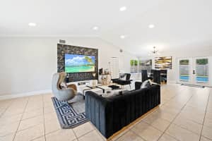 7311 NW 46th St, Lauderhill, FL 33319 Sold 10/30/24