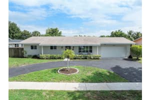 7400 NW 15th St, Plantation, FL 33313 Sold 09/30/24