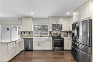 7400 NW 15th St, Plantation, FL 33313 Sold 09/30/24