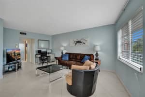 1967 S Ocean Blvd 326D, Lauderdale By The Sea, FL 33062 Sold 10/28/24
