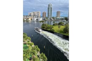 137 Golden Isles Dr 706, Hallandale Beach, FL 33009 - MLS#F10451310