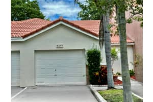 8295 NW 70th St, Tamarac, FL 33321 Sold 09/09/24