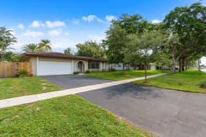 6661 SW 16th St, Plantation, FL 33317 Sold 01/10/25