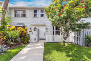 1949 NE 15th Ave 1949, Fort Lauderdale, FL 33305 Sold 01/24/25