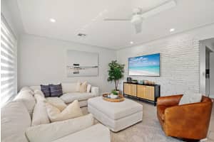 1059 SW 24th Ave, Boynton Beach, FL 33426 Sold 08/26/24